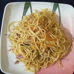 A picture of Hakka Noodels.