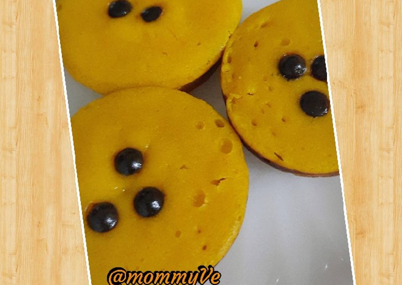 Kue lumpur labu kuning