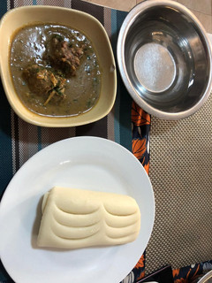 A picture of Afiaefere (white soup) Nd pounded yam.
