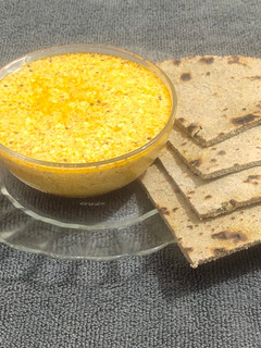દહીં તિખારી (Dahi Tikhari Recipe In Gujarati) રેસીપી મુખ્ય ફોટો