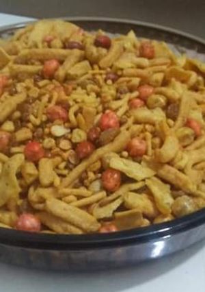 A picture of Nimko (fry crunchy snack's).