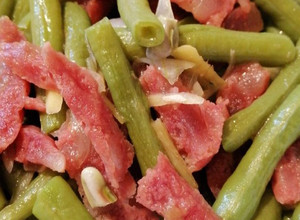 A picture of String beans w/ Chinese Sausage.