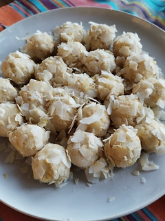 Foto di Palline tiramisù al cocco e limone