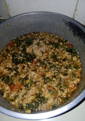 A picture of Minced meat served with rice.