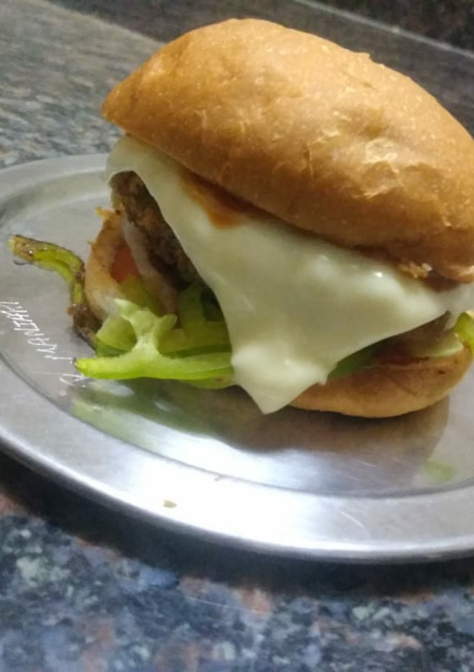 சீஸ் வெஜ் பர்கர் செய்முறை முக்கிய புகைப்படம்