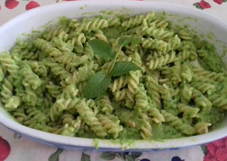 Fusilli al pesto di piselli