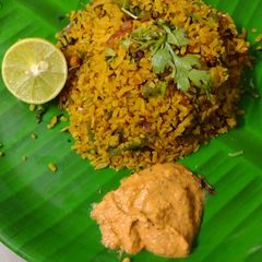 A picture of Masala tadka poha.