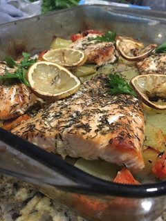 Una foto de Salmón al horno