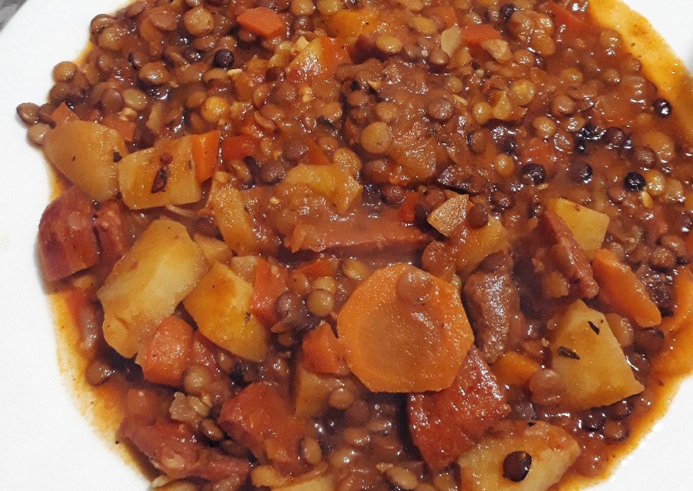 Guiso de lentejas (con cerdo y chorizo)