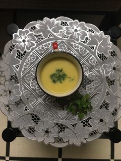 कोकोनट पंपकिन सूप (Coconut pumpkin soup recipe in hindi) रेसिपी मुख्य फोटो