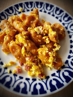 Una foto de Gnocchi de calabaza caseros a la carbonara especial
