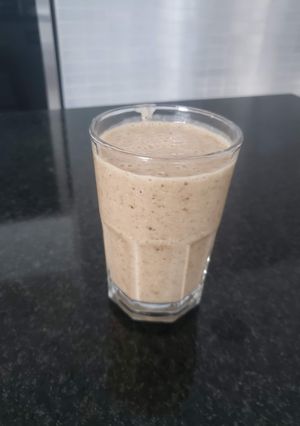 Una foto de Batido de avena y ciruela