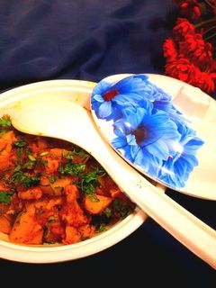 चटपटी गोभी-आलू(chatpati gobhi aloo recipe in hindi) रेसिपी मुख्य फोटो