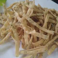 รูปของ Kue bawang renyah