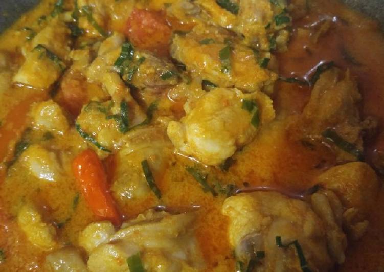 Bagaimana Menyiapkan Ayam woku, Lezat Sekali
