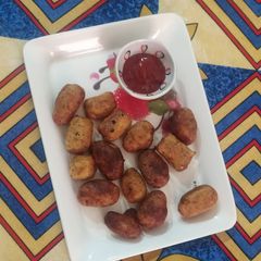 A picture of Arrowroot potato bites.