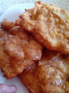 Joghurtos lángos Katától recept fotója