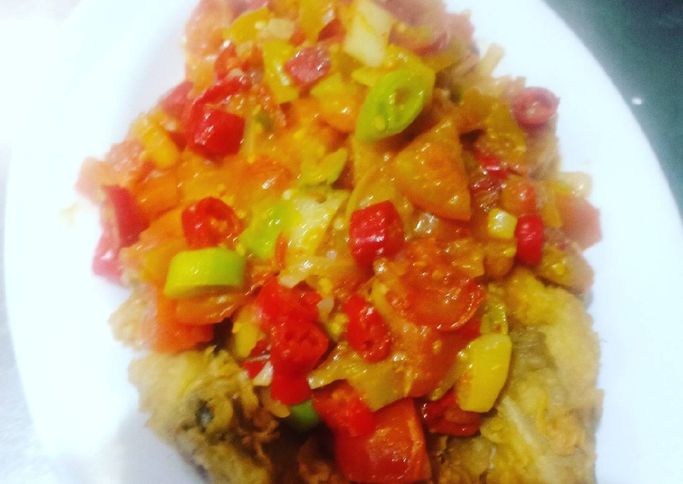 Ikan kakap goreng rica rica