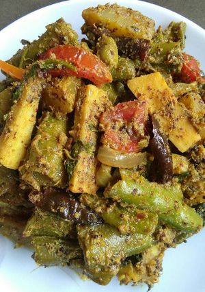 A picture of Simba aloo saru besara.