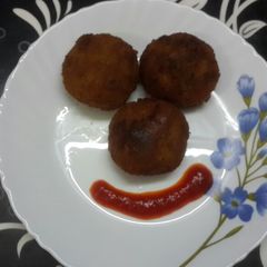 Aloo rava cutlet (potato semolina cutlet) A picture of Aloo rava cutlet (potato semolina cutlet).