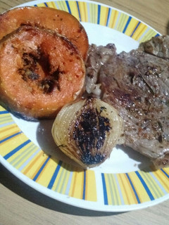 Una foto de Verduras al horno con carne