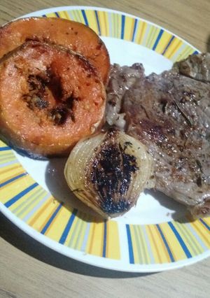 Una foto de Verduras al horno con carne