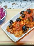 Sovracosce di pollo in umido con insalata di cavolo all'arancia
