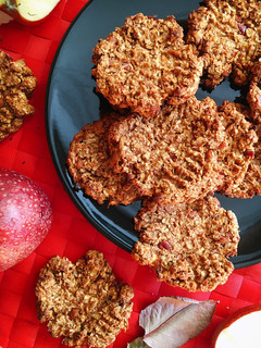 Una foto de Galletas de avena, manzana y canela
