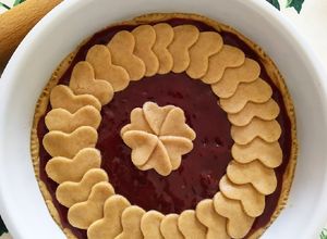 Foto di Crostata con marmellata di ciliegie e farina di farro integrale