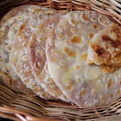 A picture of Coconut Poli.