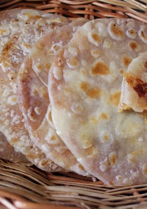 A picture of Coconut Poli.