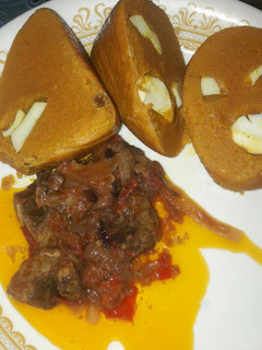 A picture of Moi moi with beef sours.