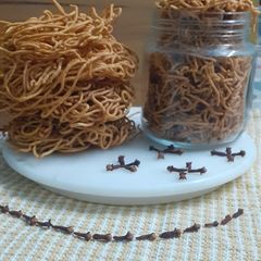 Ratlami Laung sev A picture of Ratlami Laung sev.