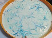 Una foto de kefir de leche