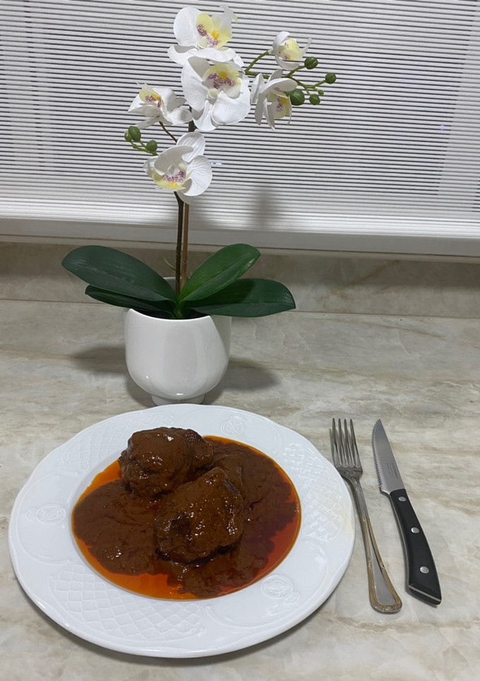 Una foto de Rabo de Toro al Moscatel
