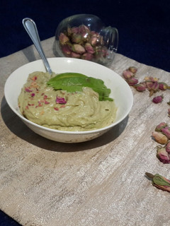 عکسی از دستور بستنی آووکادو 🥑