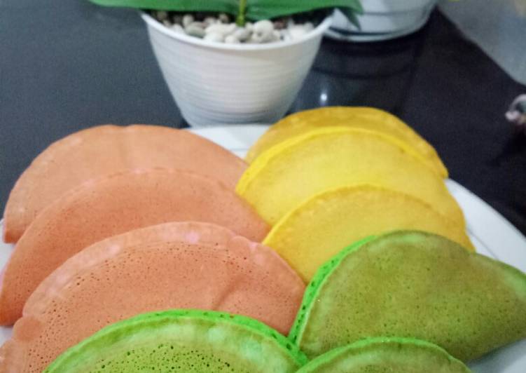 Cara Gampang Membuat Pancake Rainbow Anti Gagal