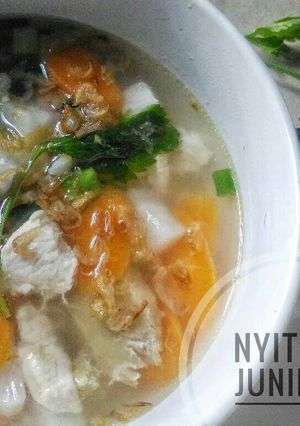 Foto resep Sup lobak ayam jahe ala resto