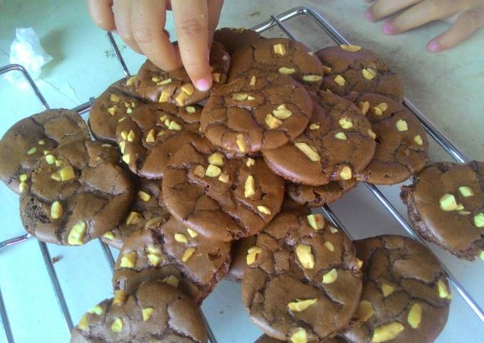 Crunchy Brownie Cookies