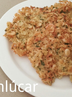 Una foto de Tortillitas de camarones auténtica