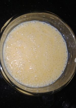 A picture of Iced mango milk shake.