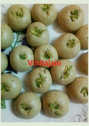 A picture of Til Mava Ladoo (Lohri Special).