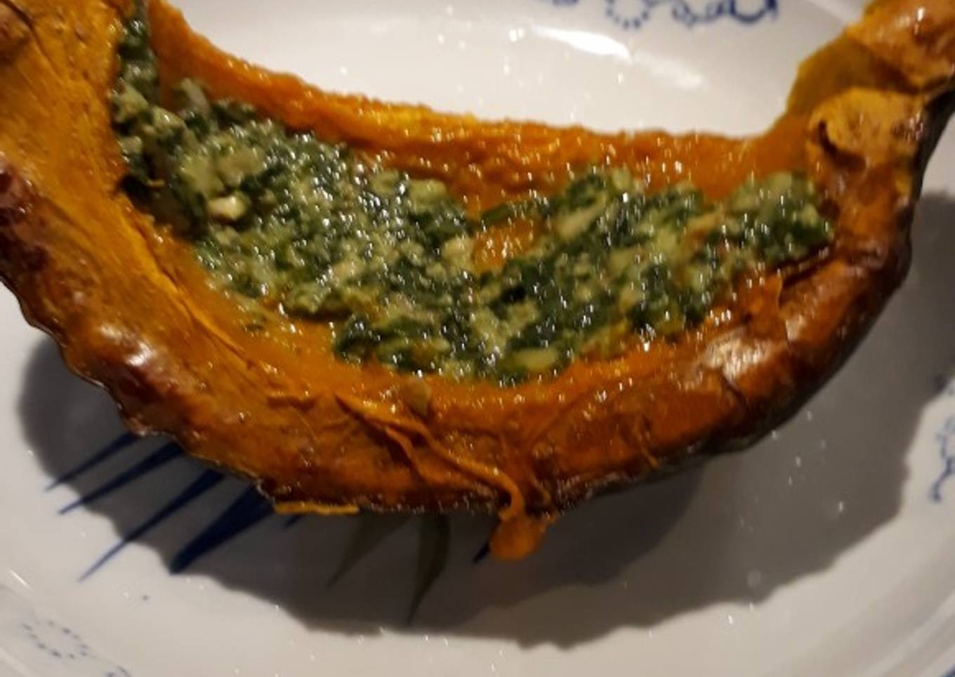 Calabaza o cucurbita con pesto