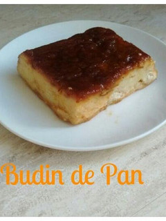 Una foto de Budin de Pan