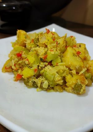 Una foto de Revuelto de zapallitos 🍈y papa🥔