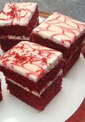 A picture of Red velvet pastries.