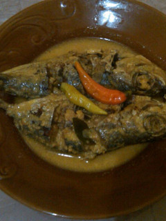 Foto resep Ikan Kembung Kuah Pepes Kuning