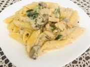 Gambar penne creamy mushroom
