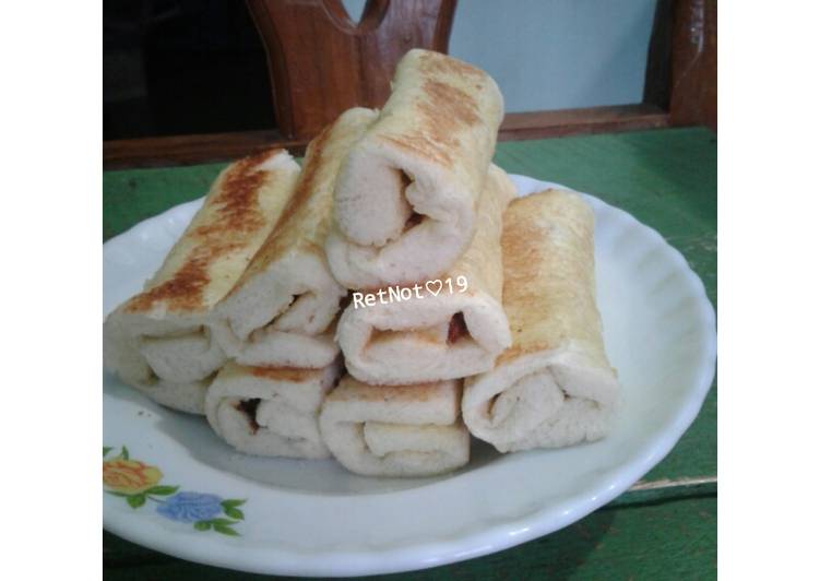 Sandwich gulung abon ♡