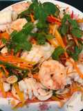 Gỏi tôm mực kiểu Thái